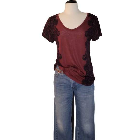LOFT Tops - LOFT Maroon W/Blk Detail Print, Short Sleeve Tee Shirt, Size L NWT